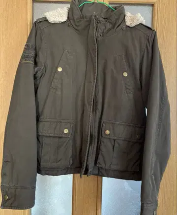 헤이세이 밀리터리 자켓 U.S.A. 패치 부착 카키 후드 부착 y2k