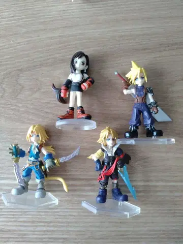 FF 피규어 세트 티파 클라우드 지탄 티다