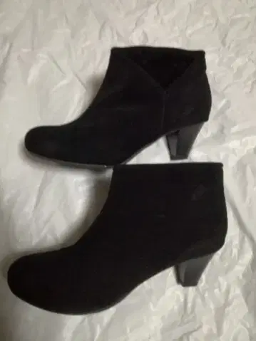 부티 25cm 블랙 벨로아풍