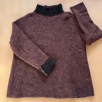 모헤어 리버서블 다크 퍼플 터틀넥 니트
