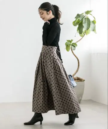 도트 자카드 백 레이스업 스커트