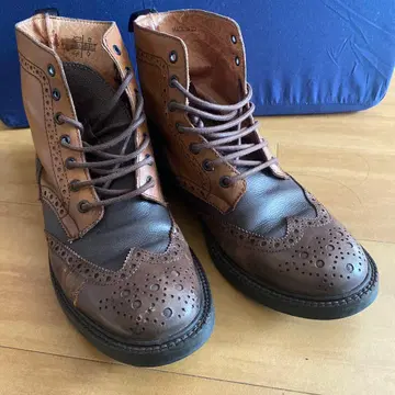 KIOMI 브라운 가죽 브로그 부츠