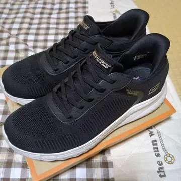 스케쳐스 슬립인즈 스니커즈 / 블랙 / 24.5cm