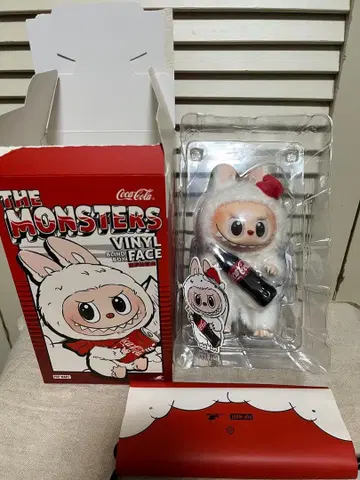 [ 가격 인하 불가 ] 러브브 코카콜라 시리즈 SURPRISE SHAKE