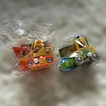 호빵맨 두리번두리번 일하는 자동차 2대 세트 작업용 자동차 미니카 태엽