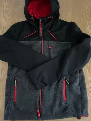 새상품급 SUPERDRY 후드티 블랙 XL