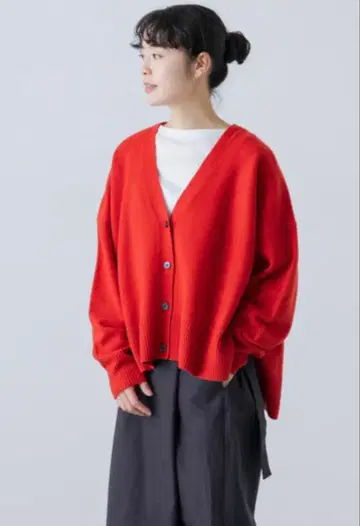 미사용 새상품 카구레 해밀턴 와이드 V넥 가디건