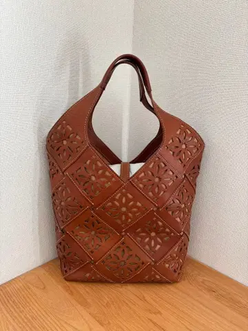 겐텐 서스티나블 컷워크 백 대