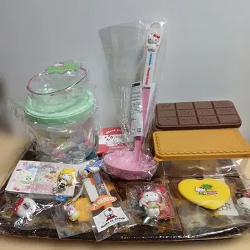 키티 끈 장식, 샤프 펜슬, 거울, 국자, 용기, 매트