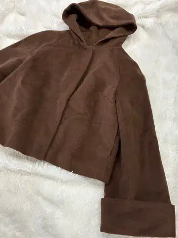 CECIL McBEE 후드 부착 브라운 자켓