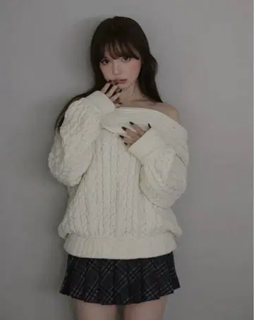 andmary Kiki cable loose knit ivory