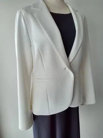 화이트 자켓 13호