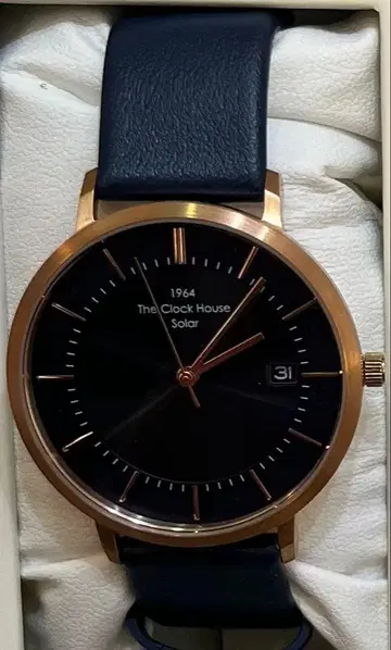 새상품, 보증서 포함 THE CLOCK HOUSE 손목시계 네이비/골드