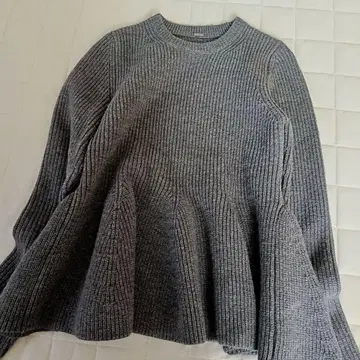 미라 오웬 A라인 실루엣 구축 플레어 니트 페플럼 그레이 사이즈 0