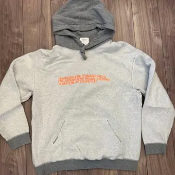 그레이 후드 부착 후드티 EST.1978 / M