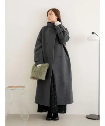 Ungrid 스탠드 카라 루즈 코트