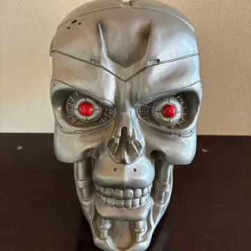 터미네이터 저금통