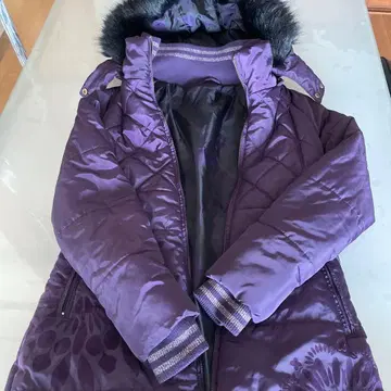 데시구알 점퍼 36