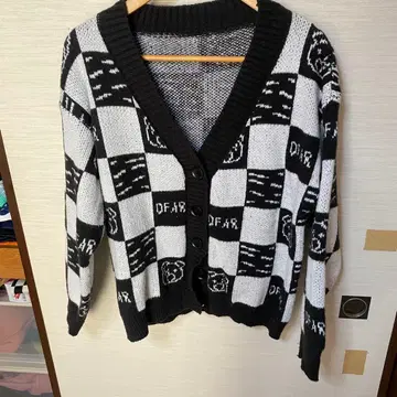 체크 무늬 니트 가디건