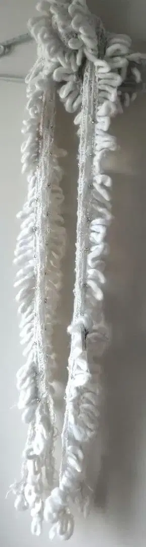 HIROKO BIS 리본 머플러 화이트 (아이보리 계열)