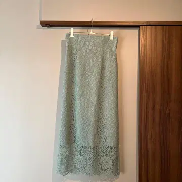 새상품급 노블 noble 민트 그린 레이스 타이트 스커트 36