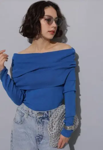 새상품 Arpege story 오프숄더 니트