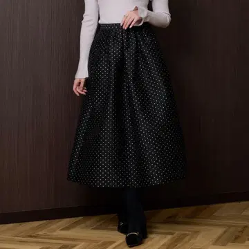 Herlipto Dot Jacquard Flared Skirt