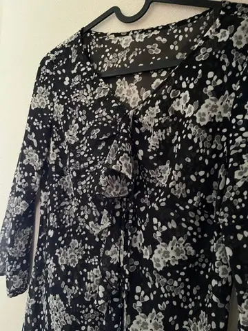 꽃무늬 7부 소매 블라우스