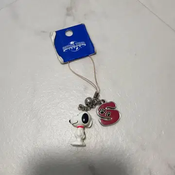 새상품 스누피 키링 스트랩 포함 SNOOPY 유니버셜 키링
