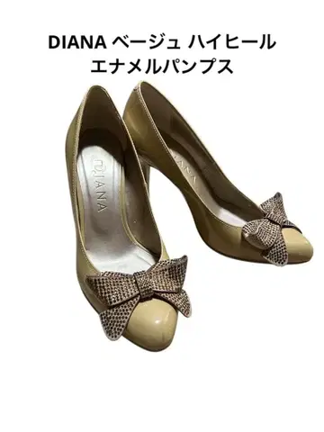 새상품급 DIANA 베이지 하이힐 에나멜 펌프스