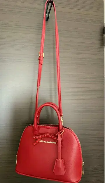 질 바이 질 스튜어트 숄더백 비쥬 부착