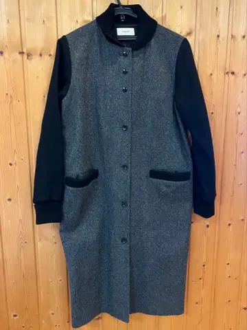 PARIGOT 버튼 달린 롱 코트