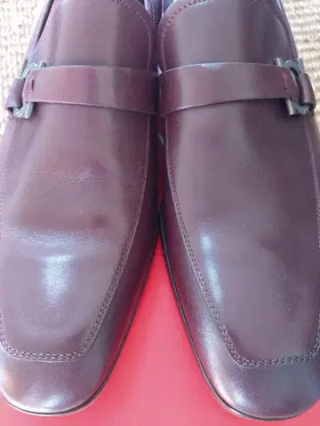 SarvatoreFerragamo 버건디 로퍼 이탈리아제 미사용 새상품