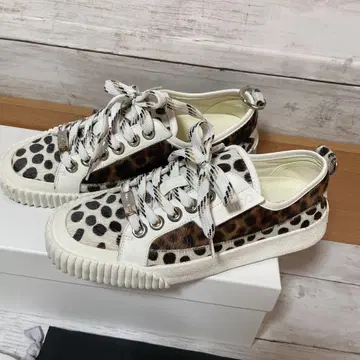 레오파드 무늬 도트 스니커즈