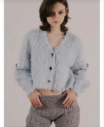 THE TOE 샤기 가디건 라이트 블루