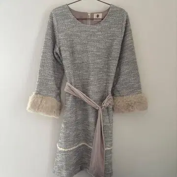 그레이 니트 원피스 퍼 포함