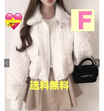 택 포함 새상품 화이트 퀼팅 자켓 하트 퀼팅 귀여운