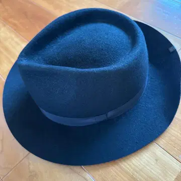 세인트 앤드류스 울 햇