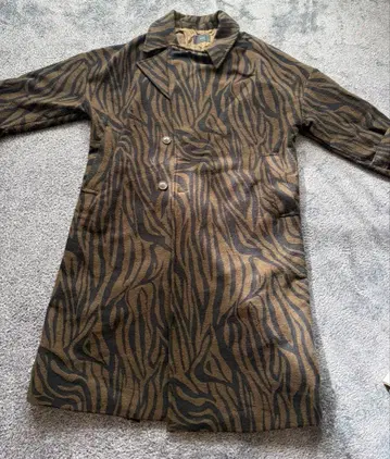 EMODA 와이드 컬러 롱 코트 제브라 패턴