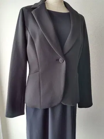 [ 우주 소재 ] 테일러드 자켓 9호