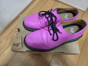 닥터마틴 3홀 UK8 핑크 가죽 인솔 포함