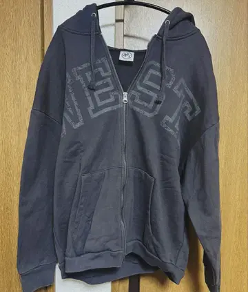 WEST. 후지이 류세이 후드티