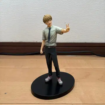 체인소 맨 덴지 피규어