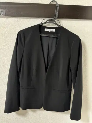 NATURAL BEAUTY BASIC 노카라 자켓 S 블랙