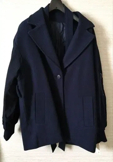 정가 35000엔 반값 이하! 네이비 피코트 여성용