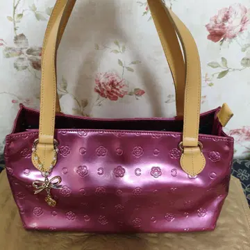 클레이 엠보싱 핸드백 핑크