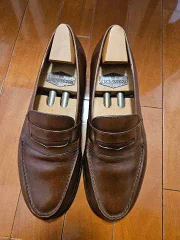 JMWESTON 브라운 6 1/2 로퍼 슈트리 포함