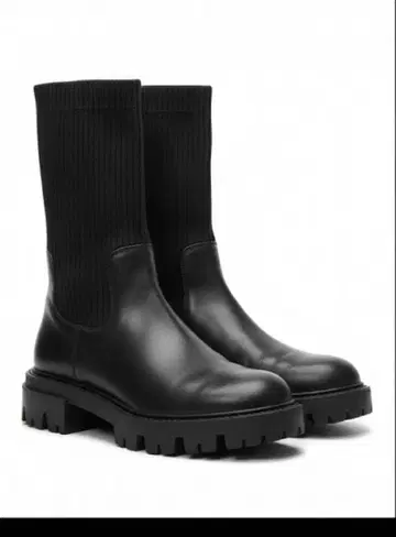 ZARA 사이드 고어 부츠