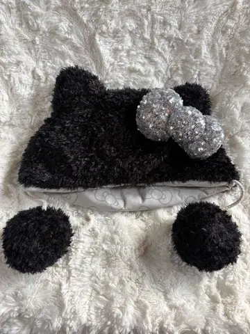 유니버 헬로키티 팬캡 블랙