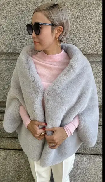 [컨디션 최상] Jenne 리치 볼륨 퍼 케이프 라이트 그레이